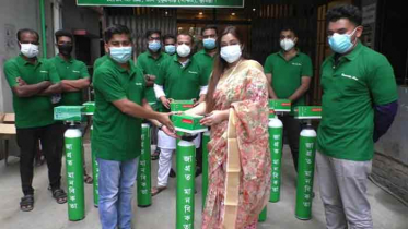 করোনা রোগীদের জন্য অক্সিজেন সেবা দিল জাগ্রত মানবিকতা