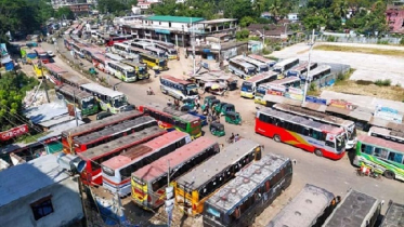 রংপুরে বাস ধর্মঘট, ভোগান্তিতে যাত্রীরা