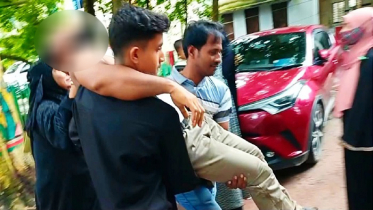 রায়পুরে গোশত কম দেয়া নিয়ে বিয়েবাড়িতে সংঘর্ষ, আহত ৩ রায়পুরে গোশত কম দেয়া নিয়ে বিয়েবাড়িতে সংঘর্ষ, আহত ৩