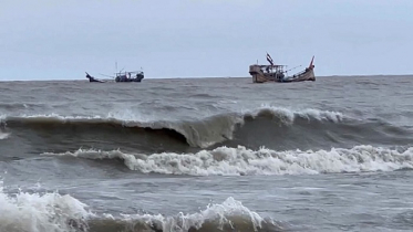 ফের লঘুচাপের সৃষ্টি, থেমে থেমে বৃষ্টি মোংলায়