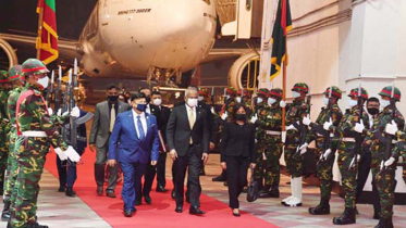 মালদ্বীপের প্রেসিডেন্টের ঢাকা ত্যাগ