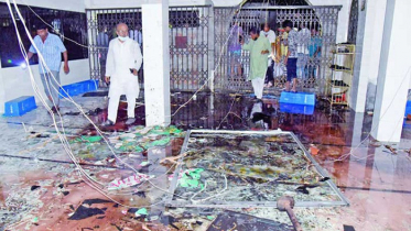 মসজিদে বিস্ফোরণ: জেলা প্রশাসনের তদন্ত কমিটির সময় বৃদ্ধি 