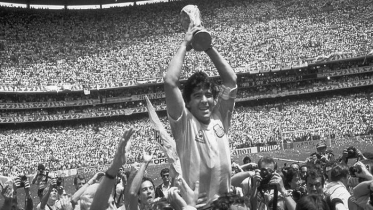 ম্যারাডোনার আট চিকিৎসক, নার্সের বিচার হবে