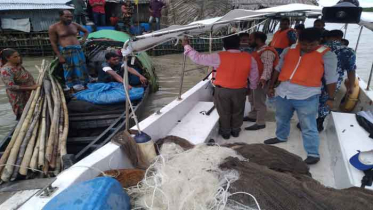 নিষেধাজ্ঞা অমান্য করে মাছ শিকার, আটক ২ 