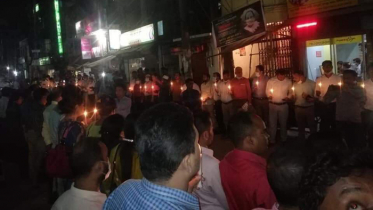 মওদুদ হত্যার বিচার দাবিতে মানববন্ধন ও মোমবাতি প্রজ্জ্বলন