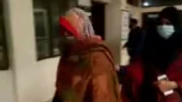 অপ্রাপ্ত বয়স্কদের বিয়ে দেয়ার অভিযোগে নারী গ্রেপ্তার