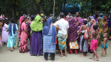 ভূমধ্যসাগরে নিখোঁজ ১০ যুবকের বাড়িতে শোকের মাতম