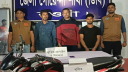 নওগাঁয় অস্ত্রের মুখে মোটরসাইকেল-মোবাইল লুট, ৩ ছিনতাইকারি গ্রেপ্তা