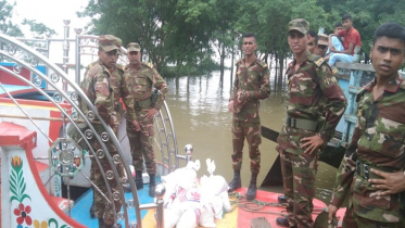 নেত্রকোনায় বন্যার আরও অবনতি, পানিবন্দী ২ লাখ মানুষ