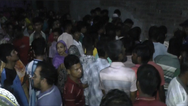 ফতুল্লায় ছিনতাইকারী আখ্যা দিয়ে যুবককে গণপিটুনিতে হত্যা ফতুল্লায় ছিনতাইকারী আখ্যা দিয়ে যুবককে গণপিটুনিতে হত্যা