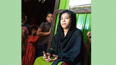বিয়ের দাবিতে প্রেমিকের বাড়িতে স্কুলছাত্রীর অনশন