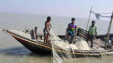 দুই মাস ৫ অভয়াশ্রমে মাছ ধরা নিষিদ্ধ