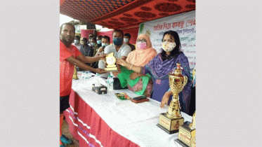 নলছিটিতে বঙ্গবন্ধু গোল্ডকাপ ফুটবল টুর্নামেন্ট`র ফাইনাল খেলা অনুষ্ঠিত