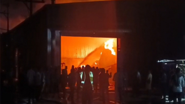 নরসিংদীতে স্পিনিং মিলে অগ্নিকাণ্ড, পুড়ল তুলা ও সুতা