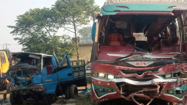 নরসিংদীতে সড়কে ত্রিমুখী সংঘর্ষে নিহত ৩