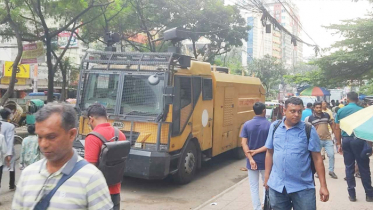 দাবি আদায়ে আউটসোর্সিং কর্মচারীদের পদযাত্রা