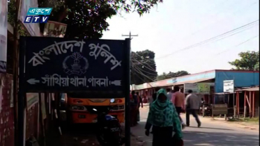 পাবনায় ট্রাকের চাপায় বাবা-মেয়ের মৃত্যু