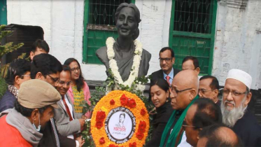 মহানায়িকা সুচিত্রা সেনের প্রয়াণ দিবসে পৈত্রিক ভিটায় স্মরণসভা