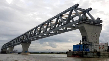 পদ্মা সেতুতে বসলো ৩৪তম স্প্যান