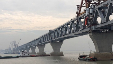 বসানো হলো পদ্মা সেতুর ৪০তম স্প্যান
