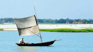 হাতকড়া নিয়ে পদ্মায় ঝাঁপ, ভারতীয়র মৃত্যু