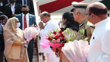 ভারত সফর শেষে দেশে ফিরেছেন প্রধানমন্ত্রী