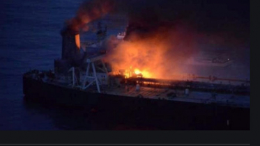 পতেঙ্গায় তেলবাহী ট্যাংকারে অগ্নিকাণ্ড, নিহত ২