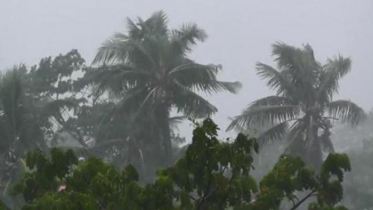 চলতি মাসে ঘূর্ণিঝড় ও কালবৈশাখীর সম্ভাবনা