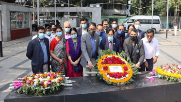 বঙ্গবন্ধু’র প্রতিকৃতিতে বিএএসএ‘র পুষ্পস্তবক অর্পণ