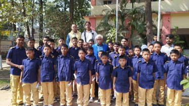 আঞ্চলিক গণিত উৎসবে প্রথম পুরস্কারসহ ৫ কোয়ান্টা পুরস্কার গ্রহণ