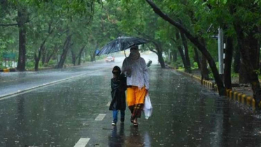 ছয় বিভাগ ও দুই জেলায় বৃষ্টির আভাস