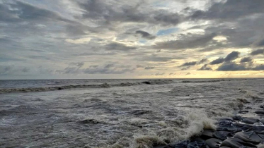 ঝড়ের সম্ভাবনা, সমুদ্রবন্দরে সতর্কতা সংকেত   
