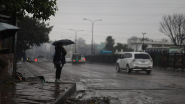 কোথাও কোথাও বৃষ্টির সম্ভাবনা