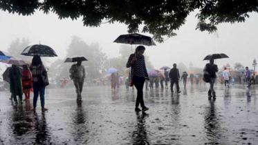 সন্ধ্যায় উপকূল অতিক্রম করতে পারে নিম্নচাপ
