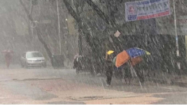 আজ চার বিভাগে বজ্রসহ ভারী বৃষ্টির আভাস 