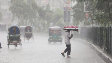 রাজধানীতে মুষলধারে বৃষ্টি, জলাবদ্ধতার সৃষ্টি