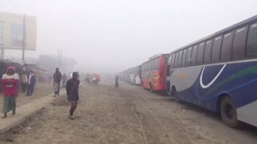 আজও বন্ধ ফেরি, দুই পারে যানবাহনের দীর্ঘ সারি 