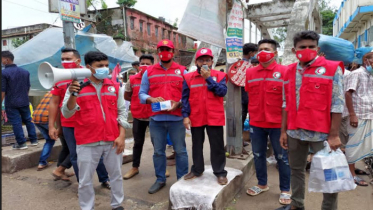 ভোলায় লকডাউন বাস্তবায়নে কাজ করছে রেড ক্রিসেন্ট