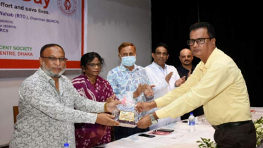 বিশ্ব রক্তদাতা দিবসে ৯৭ ব্যক্তি ও প্রতিষ্ঠানকে রেড ক্রিসেন্টের সম্মাননা