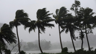নদীবন্দরে দুই নম্বর নৌ হুঁশিয়ারি সংকেত