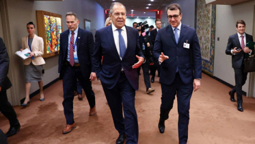 নিরাপত্তা পরিষদের বৈঠক থেকে বেরিয়ে গেলেন রুশ পররাষ্ট্রমন্ত্রী