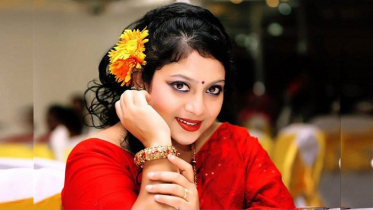 দীর্ঘদিন পর পর্দায় ফিরছেন শাবনূর