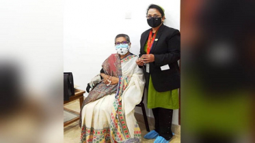 করোনার টিকা নিলেন শেখ রেহানা