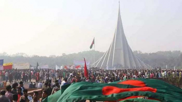 জাতীয় স্মৃতিসৌধে জনতার ঢল: জাতির শ্রেষ্ঠ সন্তানদের শ্রদ্ধা ভরে স্মরণ