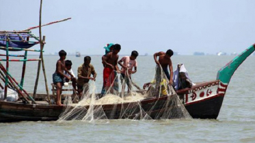 বঙ্গোপসাগরে ৬৫ দিন মাছ আহরণ বন্ধ