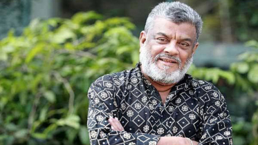 প্রধানমন্ত্রীকে নিয়ে সুজেয় শ্যামের ৫ গান