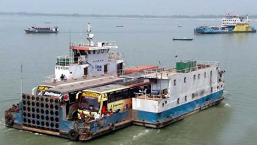 ৪৮ দিন পর শুরু ফেরি চলাচল