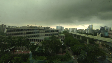আকাশ মেঘলা থাকতে পারে