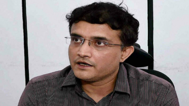 ক্ষতিপূরণের টাকা চেয়ে দুই সংস্থার বিরুদ্ধে আদালতে সৌরভ