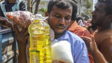 টিসিবির সয়াবিন মিলবে ১১০ টাকায়, চিনি ৫৫ টাকা